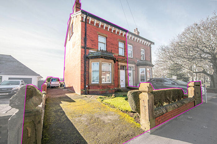 6 Bedroom Semi Detached House For Sale In No., Lancaster Road, Knott End-on-Sea, Lancs, FY6