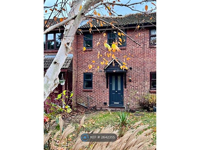 2 Bedroom Terraced House To Rent In Hythe Close, Bracknell, RG12