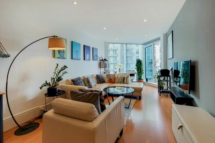 2 Bedroom Flat To Rent In Juniper Drive, London, SW18