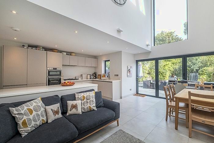 3 Bedroom Flat To Rent In Home Park Road, London, SW19