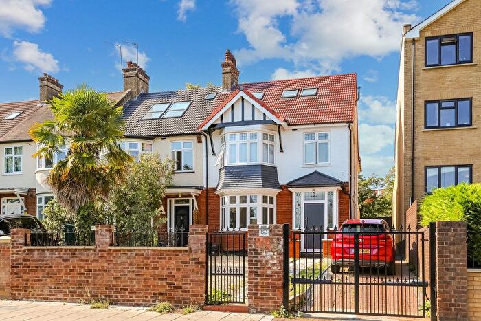 Studio To Rent In Upper Tulse Hill, London, SW2