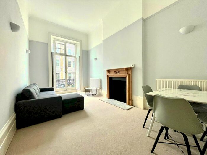1 Bedroom Flat To Rent In Thurloe Street, South Kensington, SW7