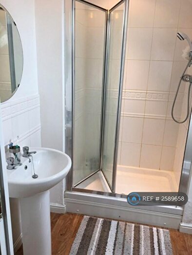 3 Bedroom Semi-Detached House To Rent In Colecourt, Coventry, CV6