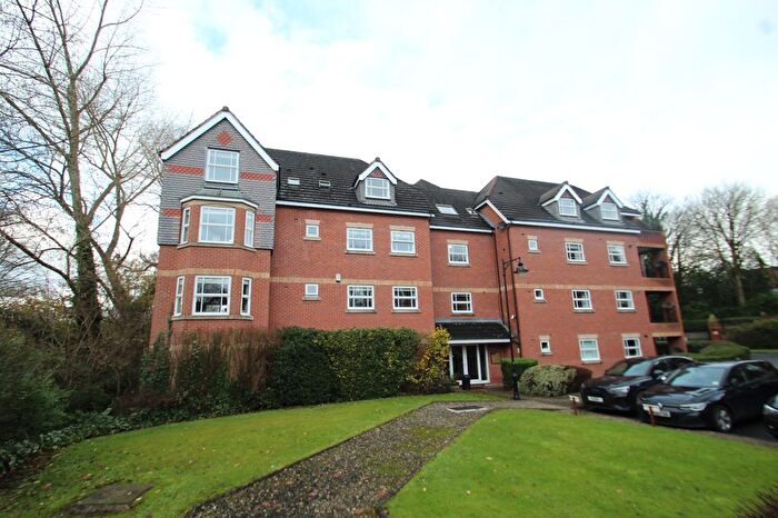 2 Bedroom Flat To Rent In Allerton Park, Leeds, West Yorkshire, LS7