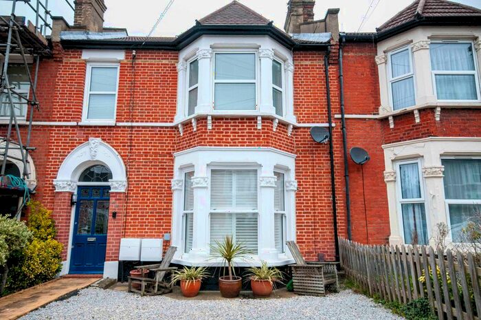 2 Bedroom Flat To Rent In A Greenvale Road, Eltham, London, SE9