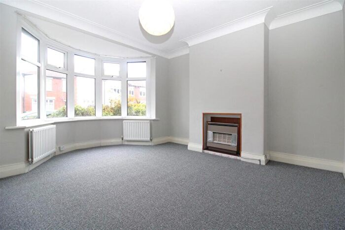 4 Bedroom Semi-Detached House To Rent In Millview Drive, North Shields, NE30