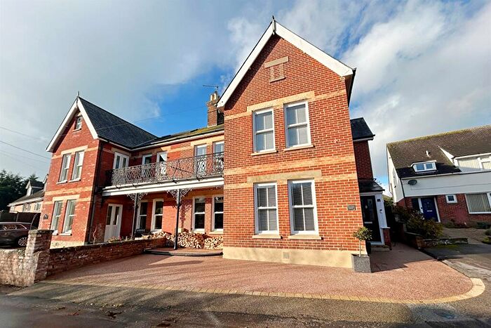 3 Bedroom Semi Detached House For Sale In Wool, BH20