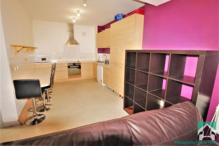 6 Bedroom Terraced House To Rent In Hubert Road, Birmingham, B29