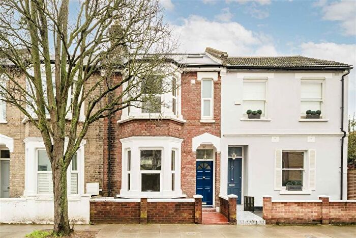 5 Bedroom Terraced House For Sale In Cobbold Road, Askew Village, W12