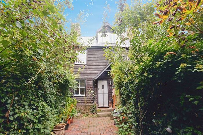 2 Bedroom Terraced House For Sale In Old Road, Wateringbury, Maidstone, ME18