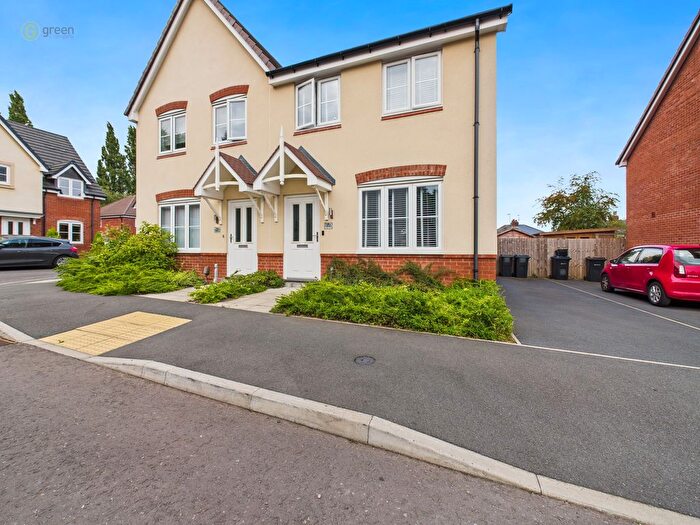 3 Bedroom Semi-Detached House For Sale In Wilberforce Way, Birmingham, B24