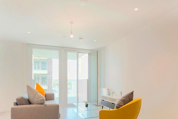 1 Bedroom Flat To Rent In Powerhouse Lane, Hayes, UB3