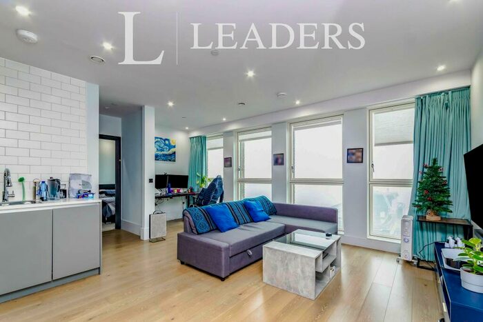 1 Bedroom Apartment To Rent In Leon House, CR0