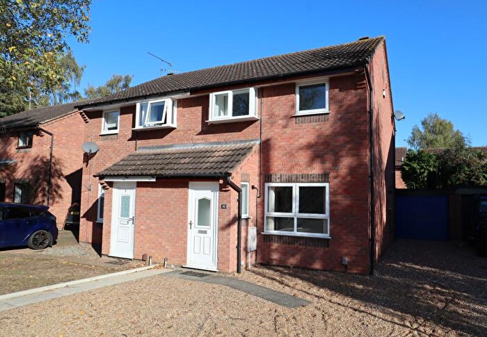 3 Bedroom Semi Detached House To Rent In Cottesmore Road, Doddington Park, Lincoln, LN6