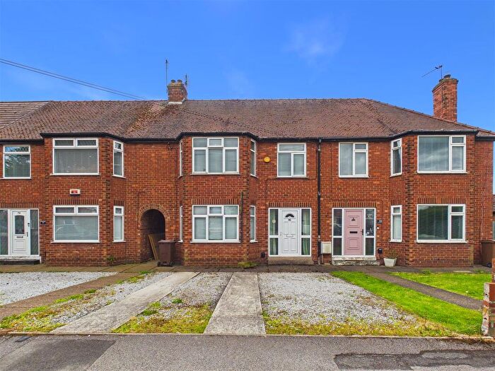 3 Bedroom Terraced House For Sale In Belvedere Road, Hessle, HU13