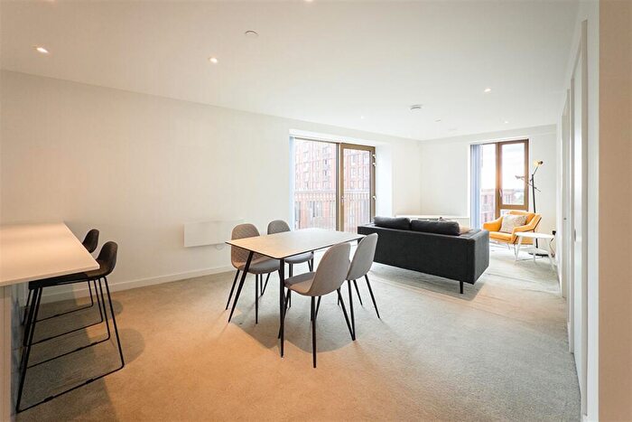 1 Bedroom Apartment To Rent In Local Crescent, M5