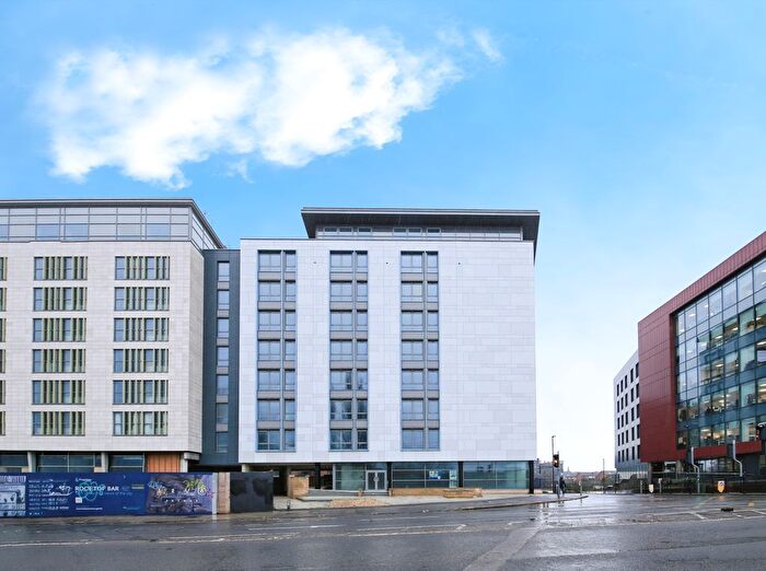 2 Bedroom Flat To Rent In East Station Road, Fletton Quays, Peterborough, PE2