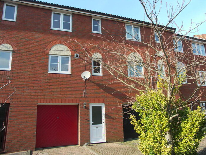 3 Bedroom Town House To Rent In Terminus Terrace, Southampton, SO14