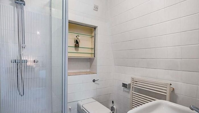 4 Bedroom Flat To Rent In Park Road, London, NW8