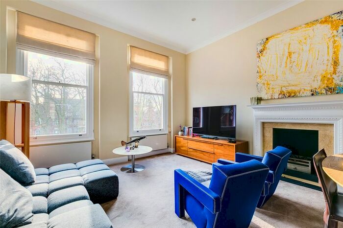 2 Bedroom Flat To Rent In Courtfield Road, South Kensington, SW7