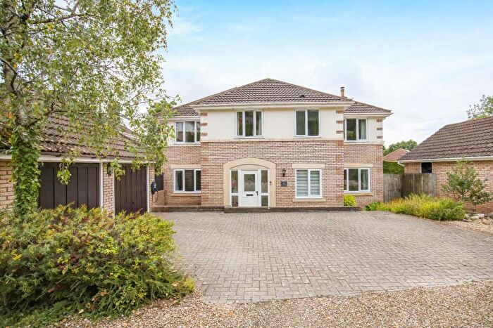 5 Bedroom Detached House For Sale In Is Y Coed, Wenvoe, CF5