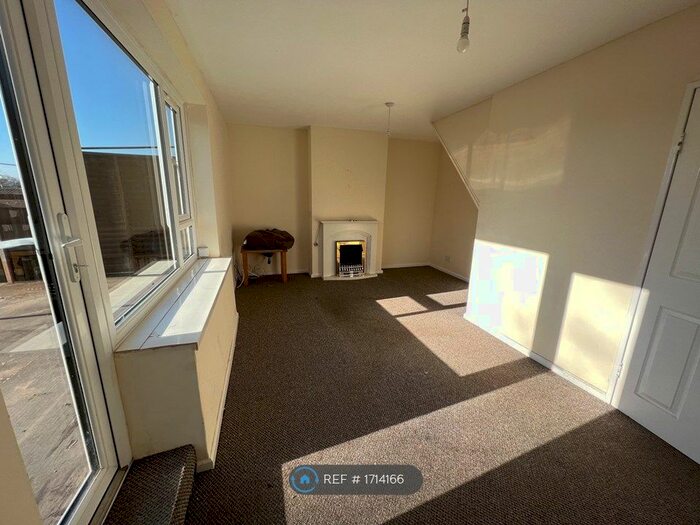 2 Bedroom Maisonette To Rent In Western Avenue, Market Harborough, LE16