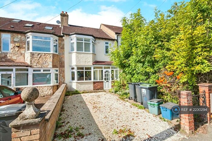 3 Bedroom Terraced House To Rent In Sunny Bank, London, SE25