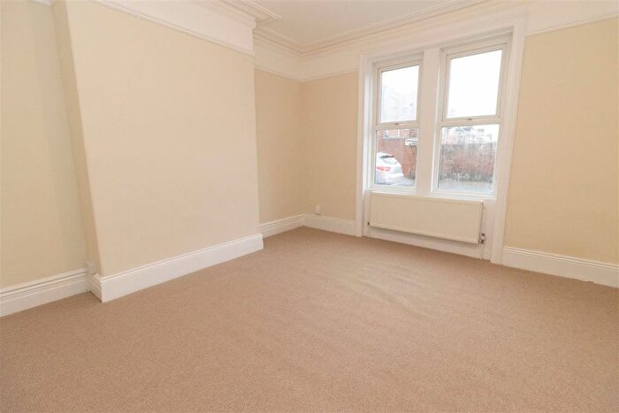2 Bedroom Flat For Sale In Norham Road, North Shields, NE29