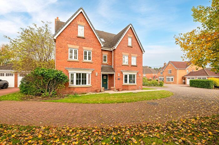 6 Bedroom Detached House For Sale In Londinium Way, North Hykeham, LN6