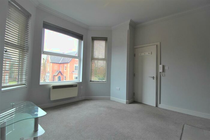 1 Bedroom Flat To Rent In Clyde Road, Manchester, M20