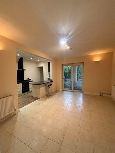 1 Bedroom Flat To Rent In Tisbury Road, Hove, BN3