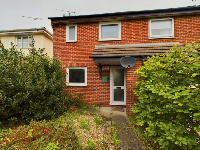 2 Bedroom Property To Rent In Libertus Road, Cheltenham, GL51