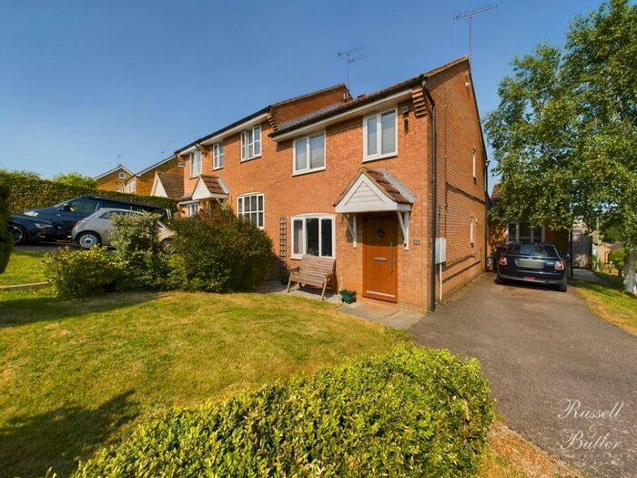 Houses for sale in OX17, Northamptonshire