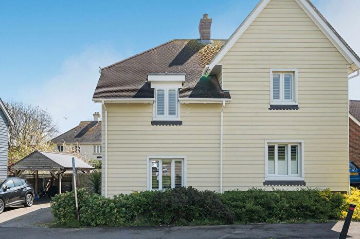 2 Bedroom Semi-Detached House For Sale In Valley Park, Rye, TN31