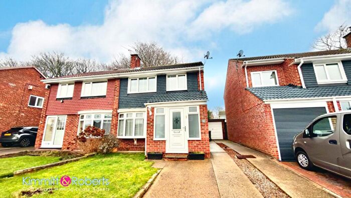 3 Bedroom Semi-Detached House For Sale In Willow Road, Houghton Le Spring, Tyne And Wear, DH4
