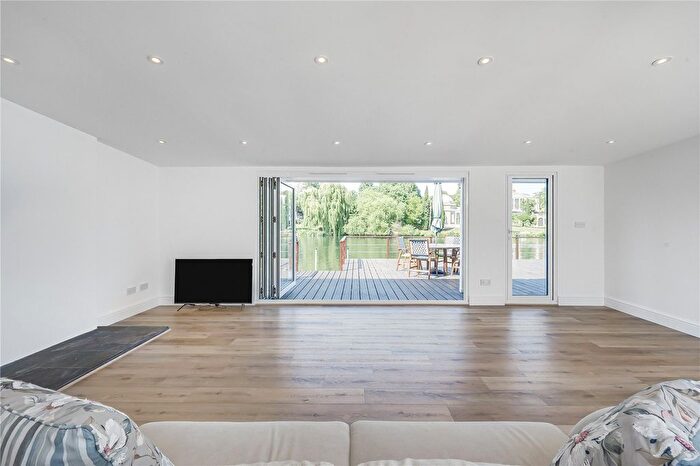 3 Bedroom Detached House To Rent In Garricks Ait, Thames Street, Hampton, TW12