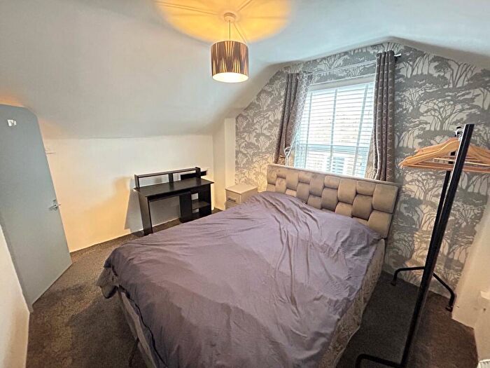 1 Bedroom Flat To Rent In Woodborough Road, Nottingham, NG3