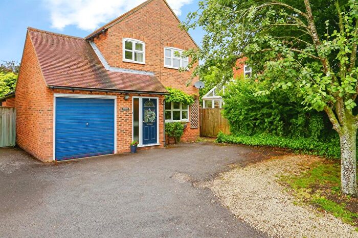 3 Bedroom Detached House For Sale In Winter Lane, West Hanney, Wantage, OX12