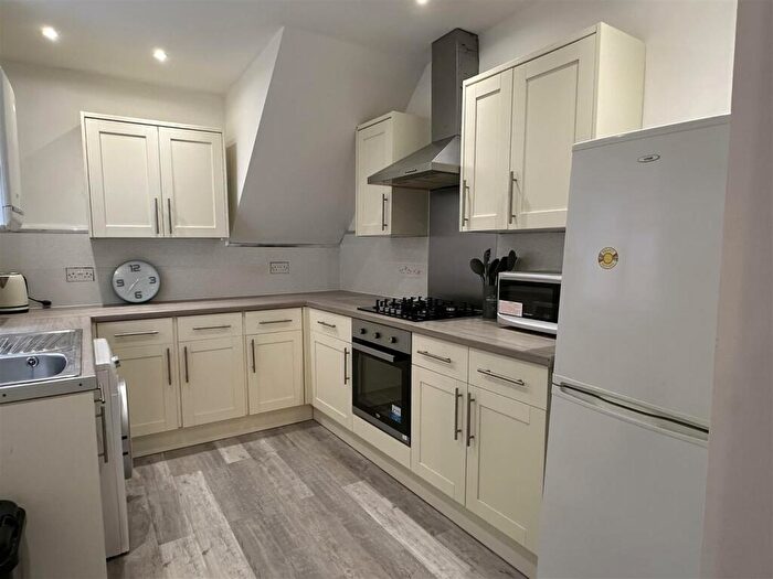 2 Bedroom Apartment To Rent In Grantham Road, Sandyford, NE2