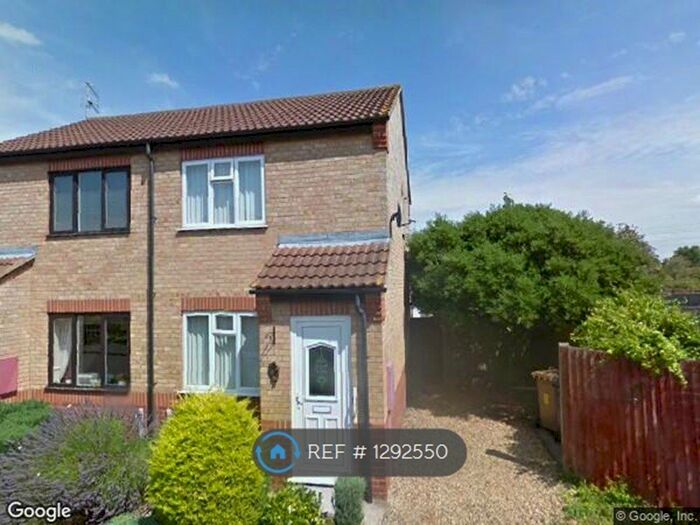 2 Bedroom Semi-Detached House To Rent In Lavender Close, Sleaford, NG34