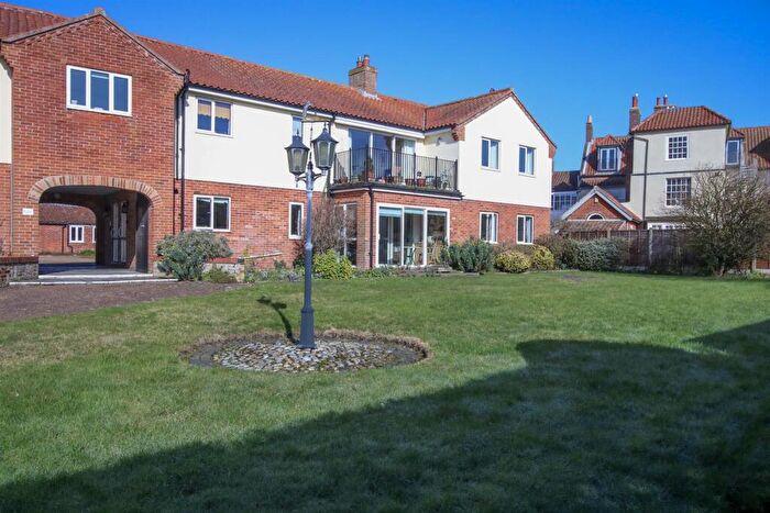2 Bedroom Apartment For Sale In Buckenham Court, Southwold, IP18