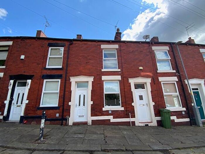 2 Bedroom House For Sale In St. Pauls Street, Stalybridge, SK15