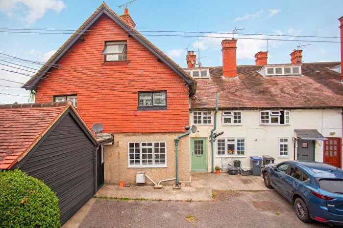 3 Bedroom Terraced House To Rent In Kennet Place, Chilton Foliat, Hungerford, ., RG17