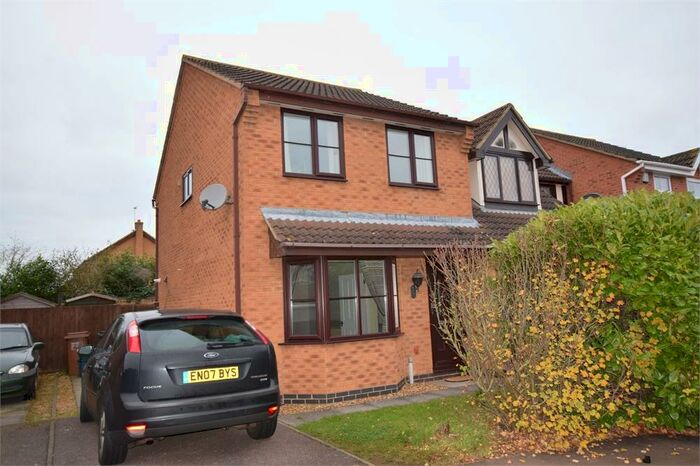 3 Bedroom Semi-Detached House To Rent In Aldwell Close, Wootton, Northampton, NN4