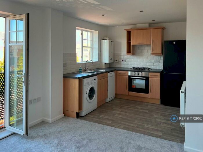 2 Bedroom Penthouse To Rent In St James Village, Gateshead, NE8