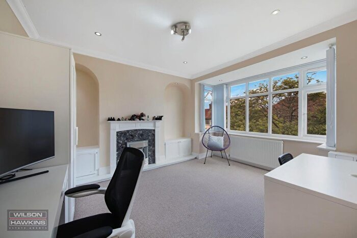 1 Bedroom Maisonette For Sale In Dudley Gardens, Harrow, HA2