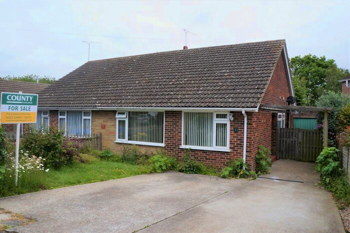 2 Bedroom Bungalow To Rent In Palace Close, Whitstable, CT5