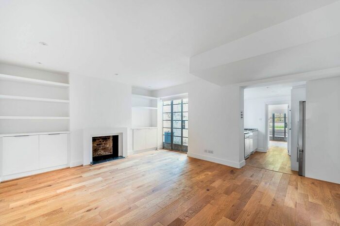 2 Bedroom Flat To Rent In Shirland Road, Maida Vale, London, W9