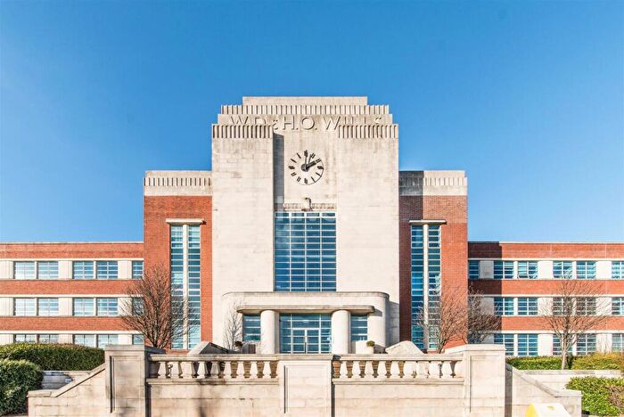 2 Bedroom Apartment For Sale In The Wills Building Wills Oval, Newcastle Upon Tyne, NE7