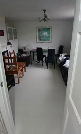 3 Bedroom Semi-Detached House To Rent In Eddiwick Avenue Houghton Regis Dunstable, London, LU5